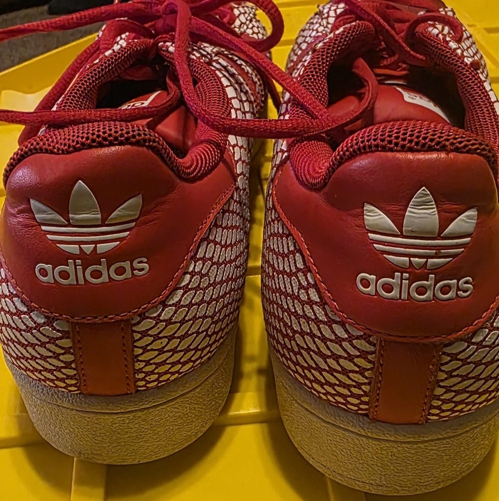 Adidas Superstar Snake Pack Red S82730 Mens Size 14 Shoes - Picture 4 of 8